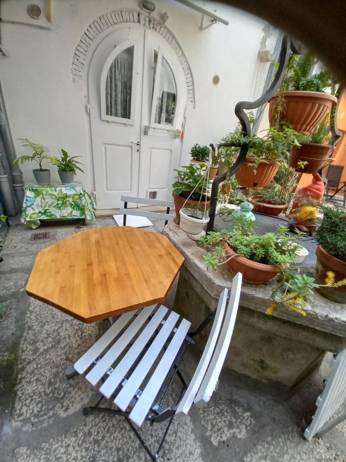 Bunari Studio Apartment روفينج المظهر الخارجي الصورة