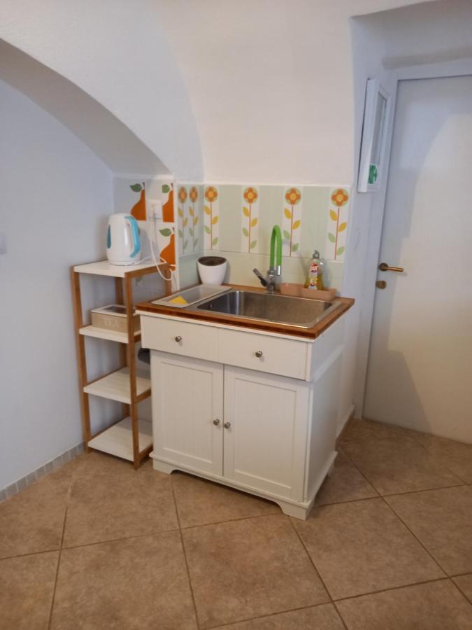 Bunari Studio Apartment روفينج المظهر الخارجي الصورة